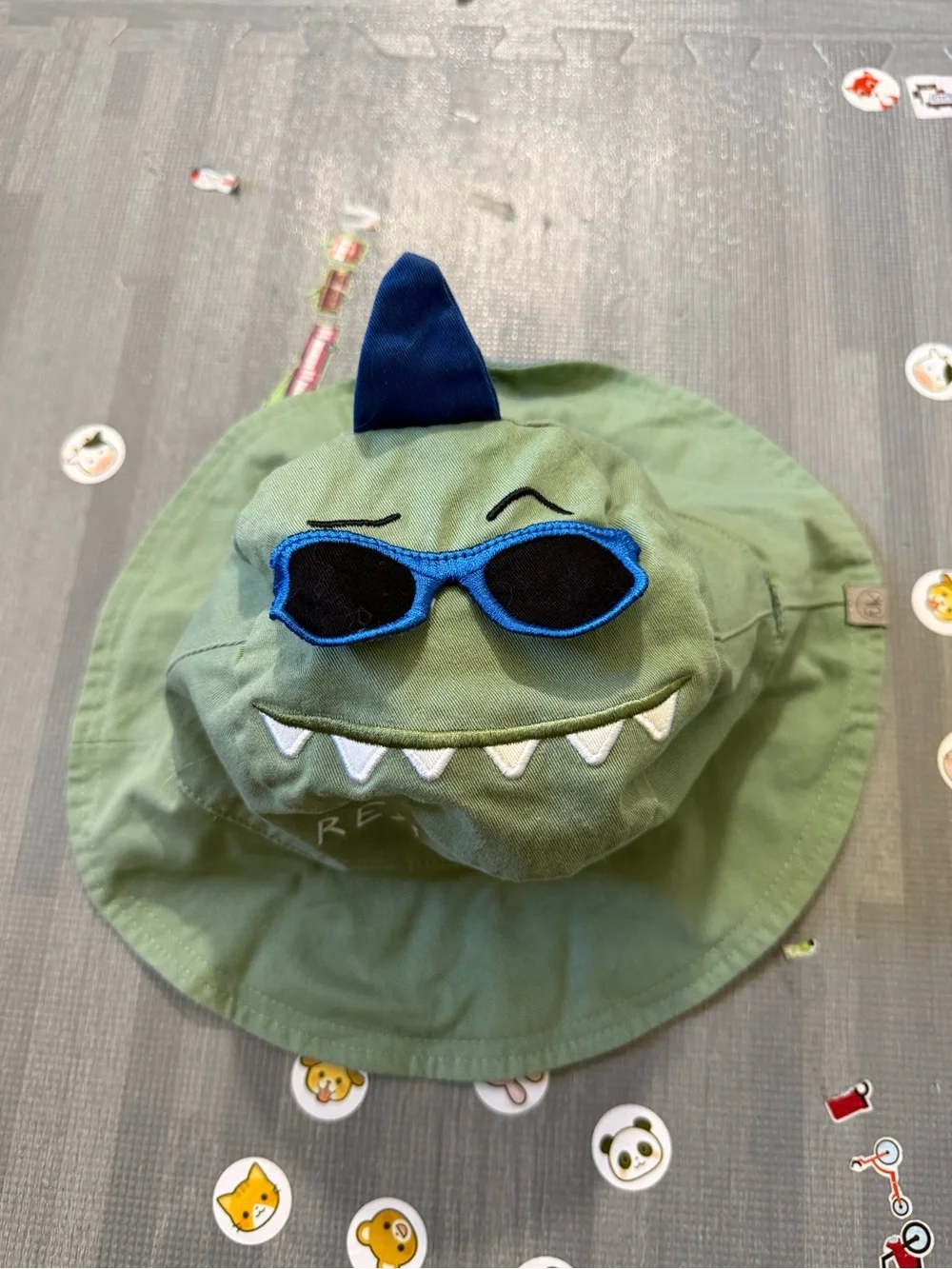 Flapjack kids reversible green & blue Bucket Hat Sun Hat
